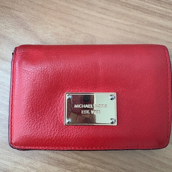 Michael Kors Handbags - Michael Kors Scarlet Leather Wallet with Gold Accent